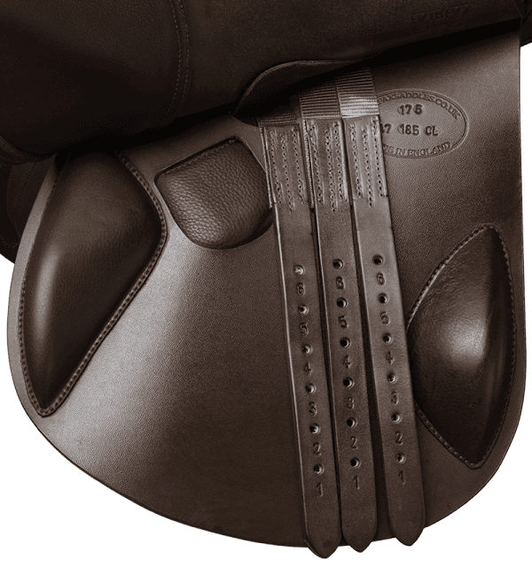 Fairfax Classic Double Flap Jump Saddle - Image 3